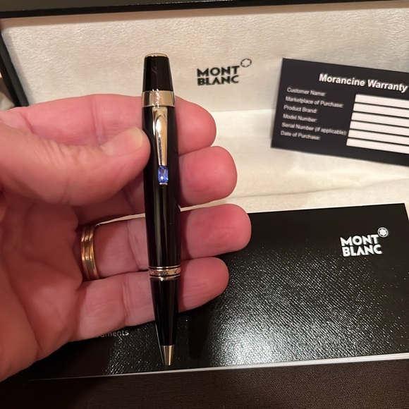 Mount Blanc ballpoint blue pen with blue sapphire 4.3 inches - Picture 4 of 10